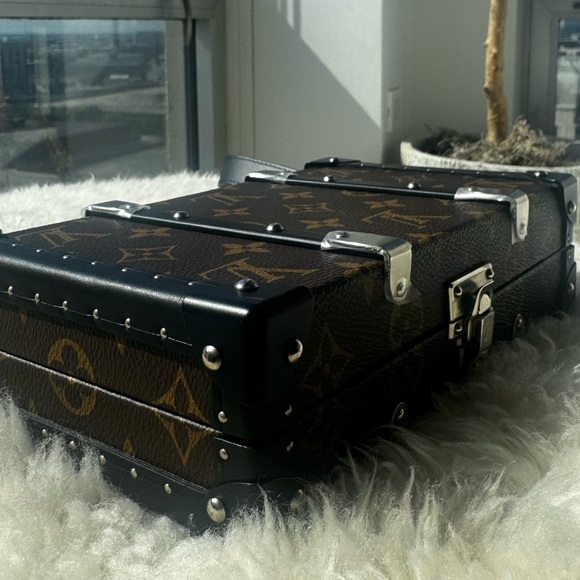 Louis Vuitton Brown and Black Monogram Trunk - Picture 6 of 14